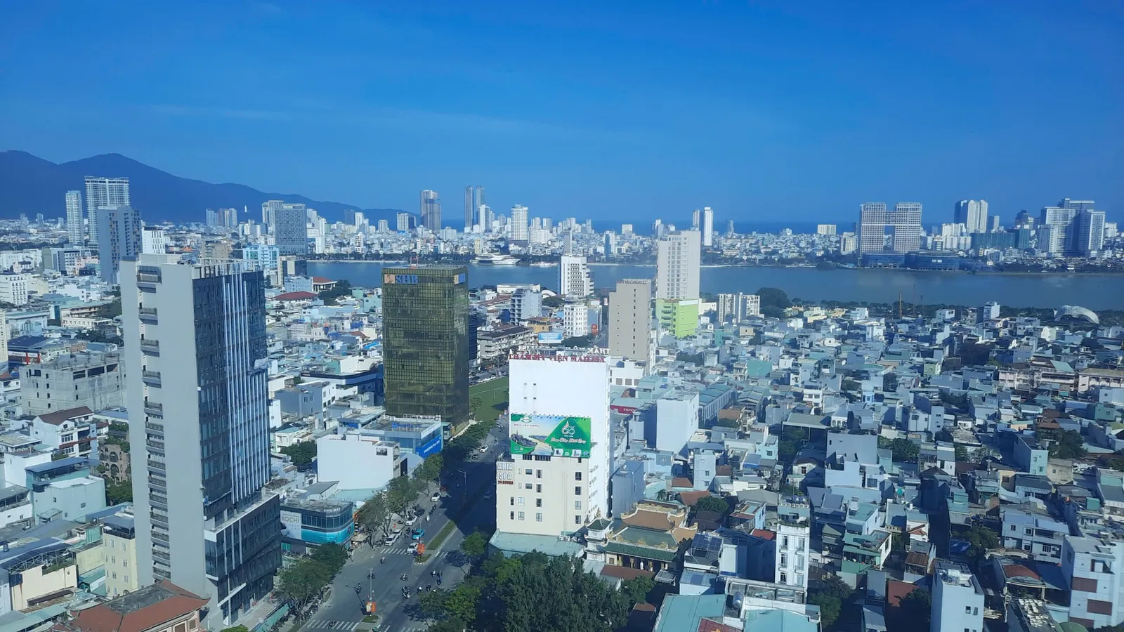 Đà Nẵng mở ra diện mạo mới, tạo điều kiện thuận lợi cho một đô thị phát triển toàn diện.